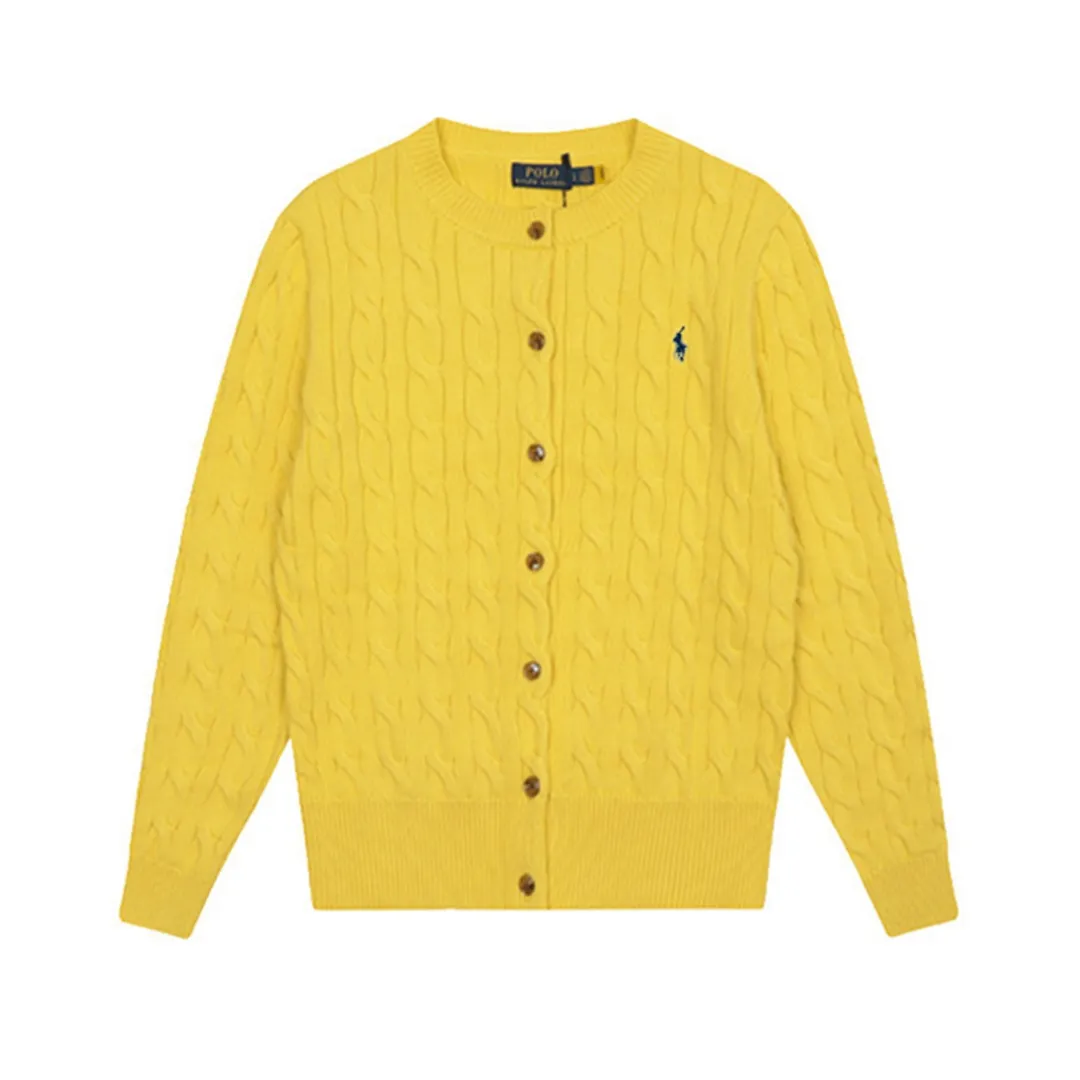 P220 RALPH LAUREN Ralph Lauren sixteen colors classic small label embroidery hemp cardigan round neck long sleeve button knitted sweater men's and women's tops Size: S M L It is made of pure cotton yarn and multi-knitted pure cotton, which is skin-friendly and comfortable. Small label war horse embroidery twist button round neck cardigan sweater🐎High quality. Follow the blogger to learn how to wear it! Let’s buy a Ralph Lauren cable sweater. It’s a super hard-to-find series after it became popular. It’s hard to find one on the official website. It’s simple and practical, has a lazy and loose feel, soft and delicate feel, and has a loose fit. Whether worn alone or layered, you can wear a simple one to create different styles of fashion!